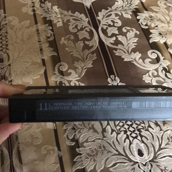 Special Edition VHS The Little Mermaid 🧜‍♀️ - Picture 7 of 8